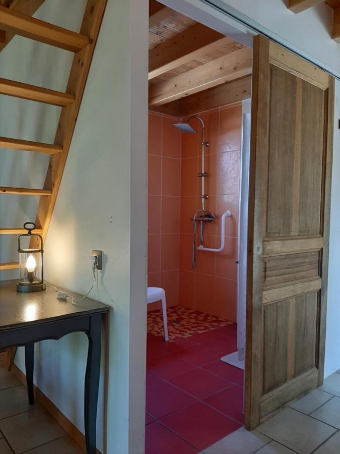 Le Grand Noyer Bed & Breakfast Ambronay Eksteriør bilde