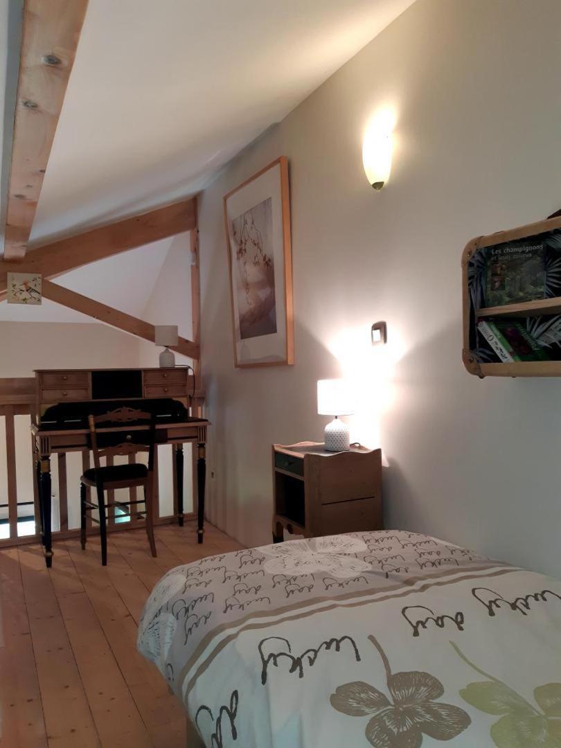Le Grand Noyer Bed & Breakfast Ambronay Eksteriør bilde